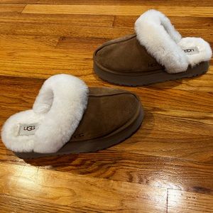 Chestnut Disquette platform slippers